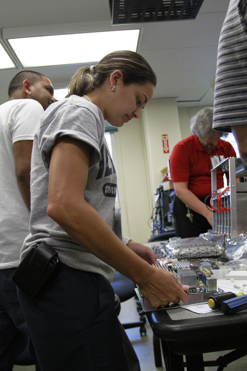 Paola Garcia Cardenas, Parallel Programming and Cluster Computing - Puerto Rico